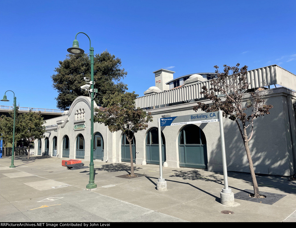 The former Southern Pacific Berkeley Station building, now part of the Amtrak Station